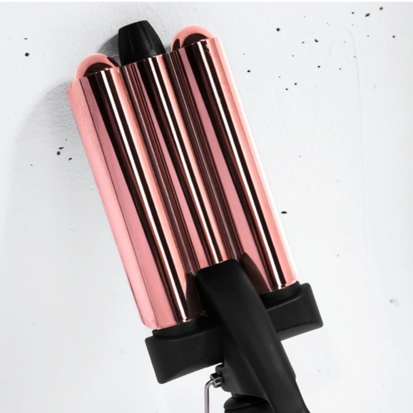 NEW Foxy Bae rose gold triple waver main image 4